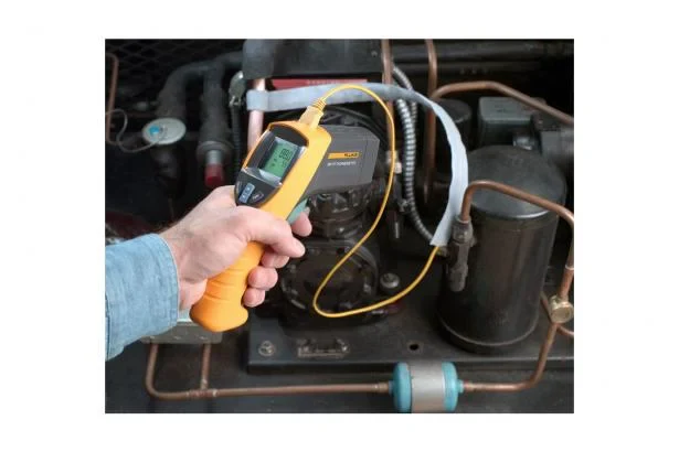 Fluke HVAC Infrared and Contact Thermo Meter, Model 561* - Image 2