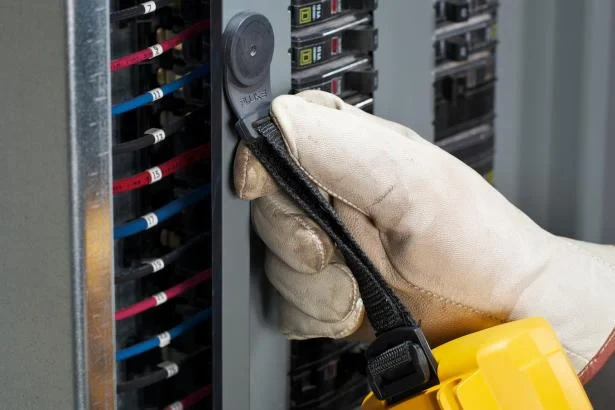 Fluke Industrial Electrician Combo Kit, Model 87V/E2* - Image 4