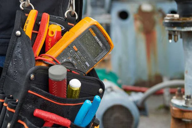 Fluke True-RMS Digital Multimeter, Model 87VMax* - Image 3