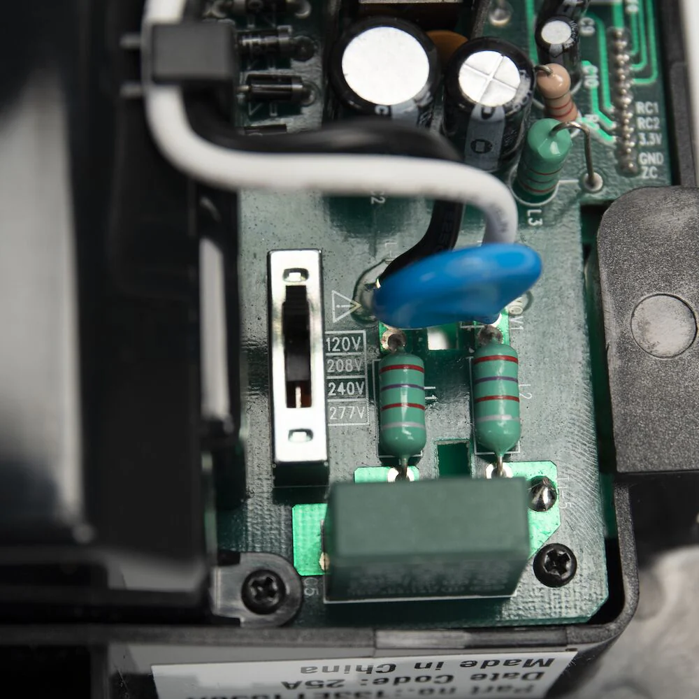 Intermatic Astronomic 7-Day 2-Circuit Electronic Control, 120-277VAC, 2-SPST, Indoor Metal Enclosure, Model ET8215C* - Image 3