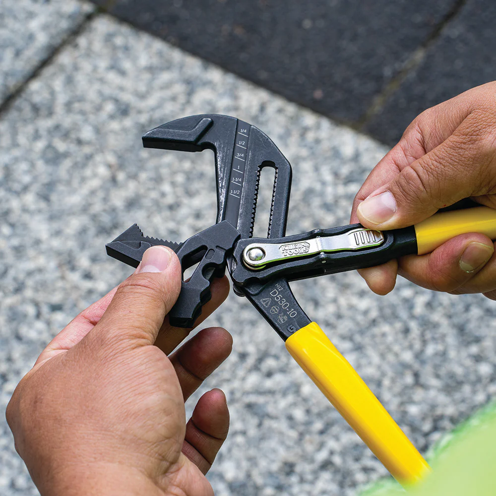 Klein Tools 10" Plier Wrench, Model D53010 - Image 4