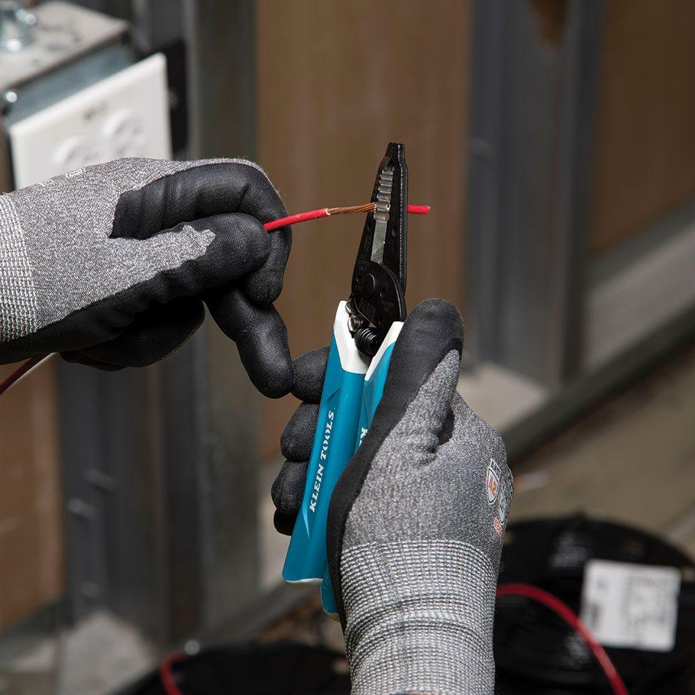Klein Tools Klein-Kurve® Wire Stripper / Cutter, 8-20 AWG, Model K11095 - Image 9
