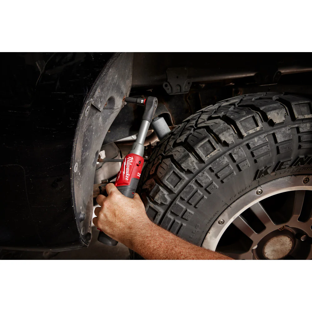Milwaukee M12 FUEL™ 3/8" Extended Reach High Speed Ratchet Kit - Image 10