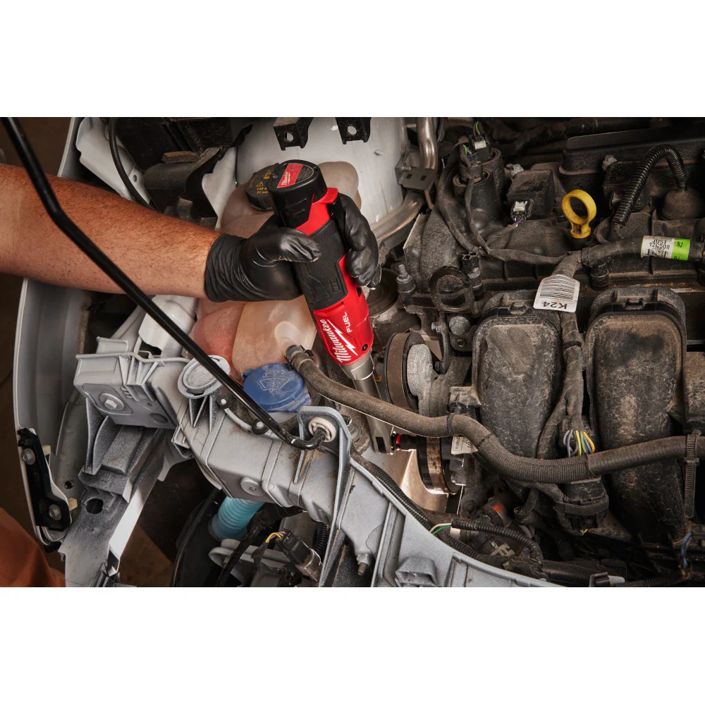 Milwaukee M12 Ext Reach High Speed Ratchet - Image 9