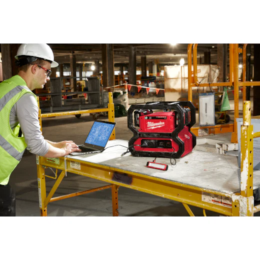 Milwaukee M18 CARRY-ON 3600W/1800W Power Supply, Model 2845-20* - Image 6