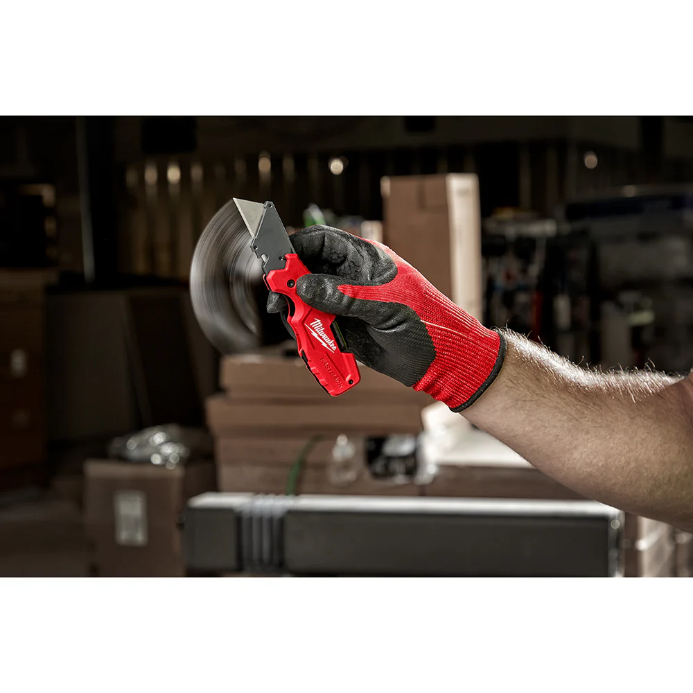 Milwaukee Multi-function Utility Knife - Image 4