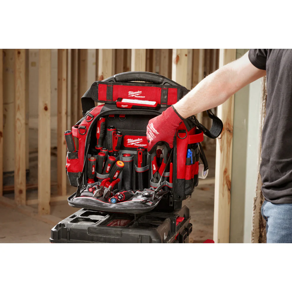 Milwaukee PACKOUT™ 15" Structured Tool Bag - Image 6
