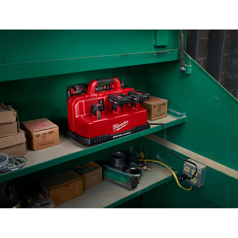 Milwaukee Rapid recharge station - Image 4